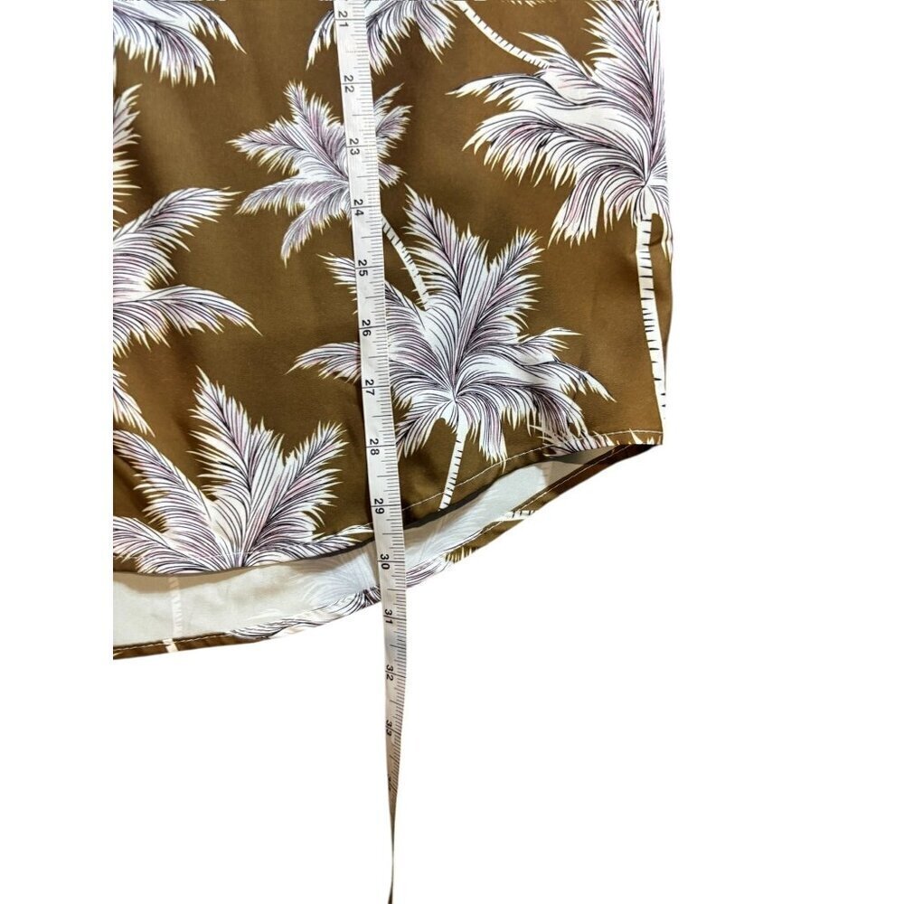 Men's Short-Sleeve With Brown & White Palm Trees Button-Down Shirt - Picture 6 of 7